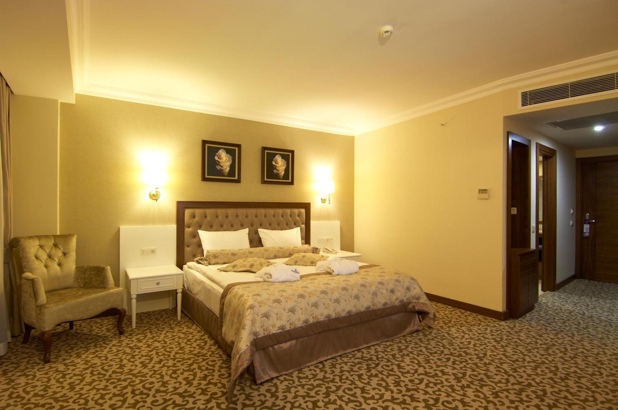 Safran Thermal Resort Sandikli Exterior foto